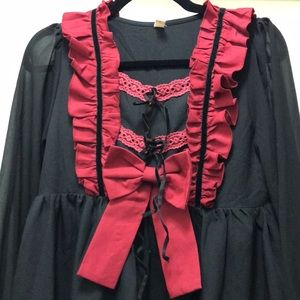 Dudu Studio women’s lng sheer slv blk/red w velvet /lace/ruffle accents like new